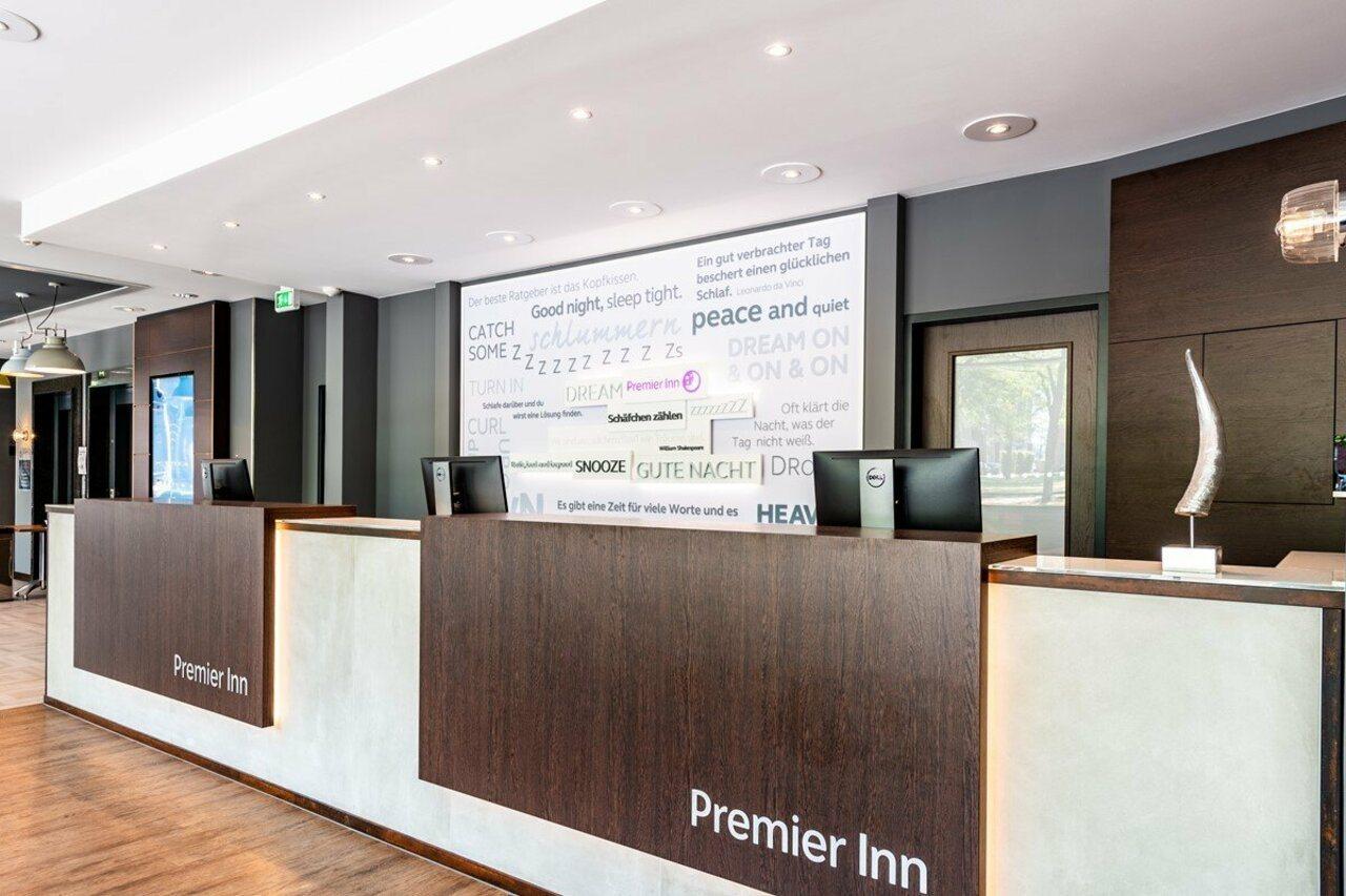 Holiday Inn Express Essen - City Centre Zewnętrze zdjęcie
