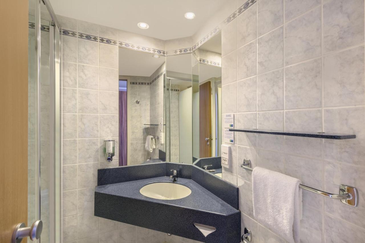 Holiday Inn Express Essen - City Centre Zewnętrze zdjęcie