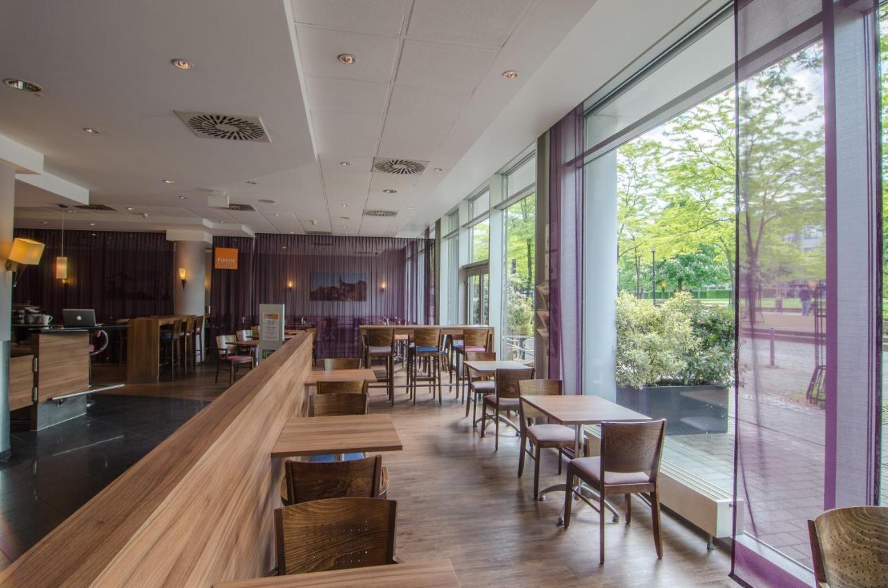 Holiday Inn Express Essen - City Centre Zewnętrze zdjęcie